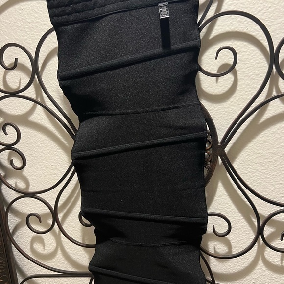 Skims Waist Trainer. Extra Strong Support💕 - Picture 7 of 8